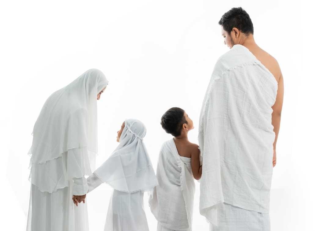 Ailece Ümreye Gidebilir miyiz?